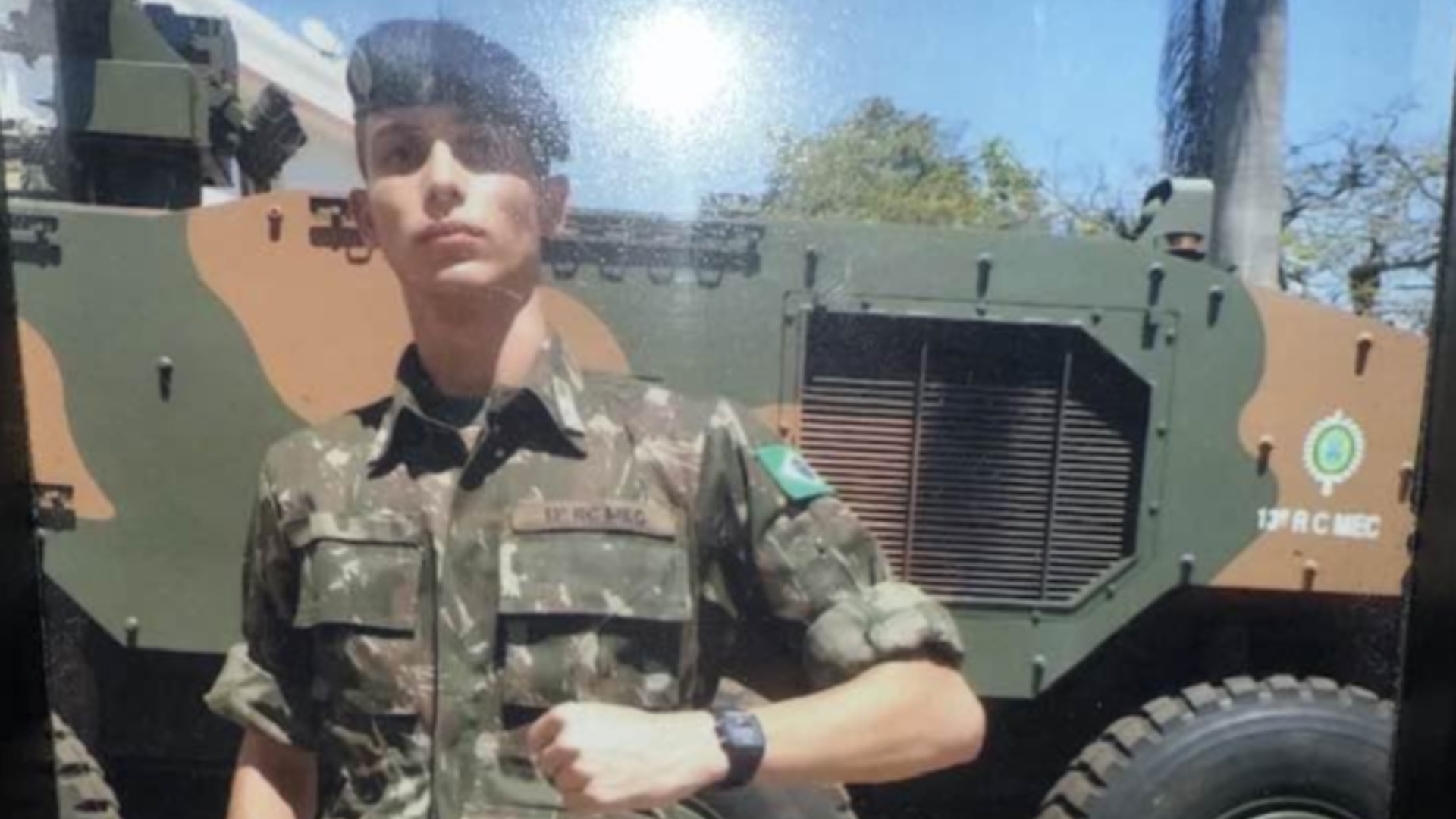 Sargento do Exército morre após tanque tombar durante treinamento militar no RS