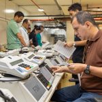 TRE-AM testa 275 urnas eletrônicas para as Eleições 2026