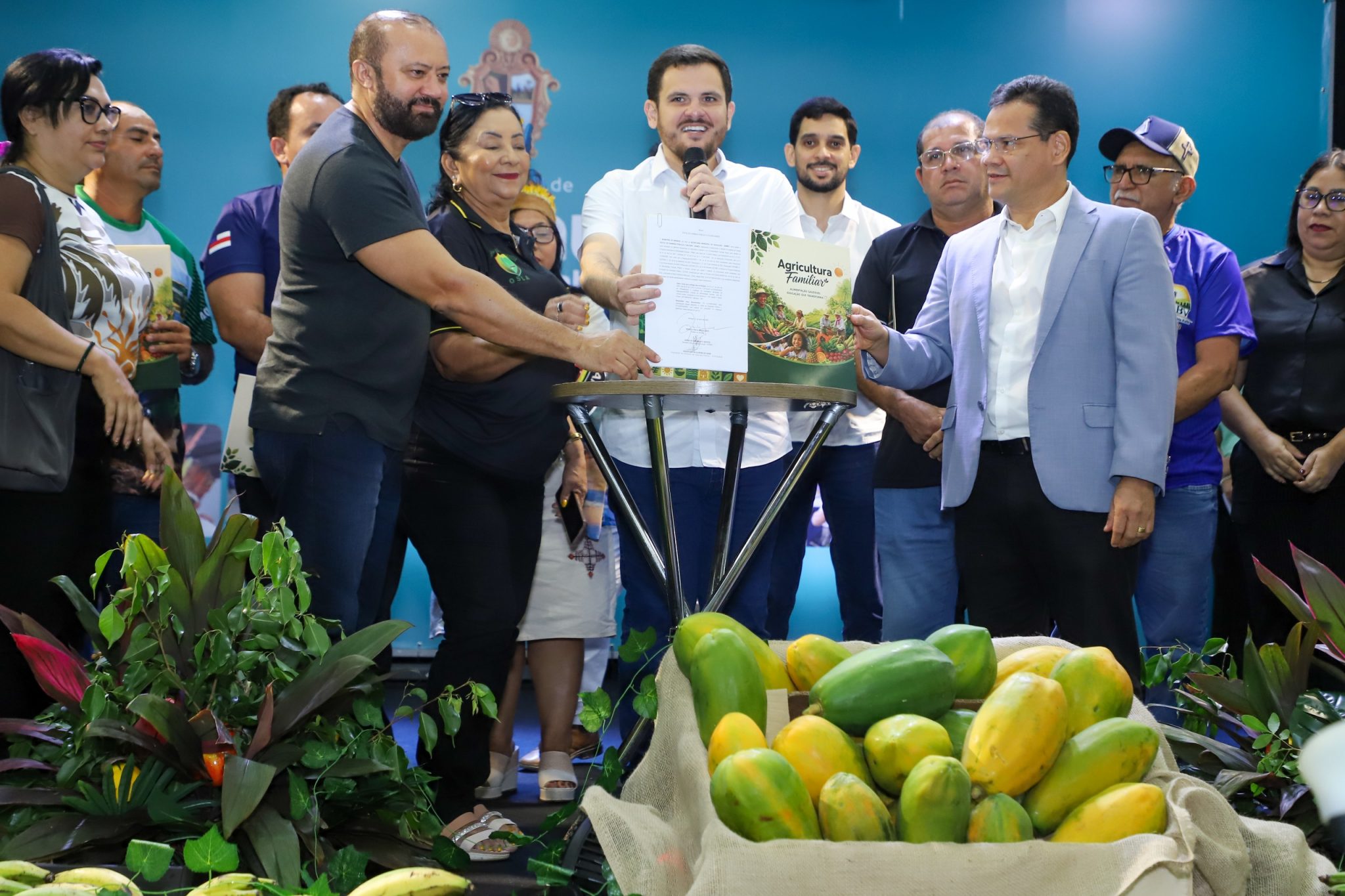 Prefeitura de Manaus anuncia R$ 20 milhões para agricultura familiar
