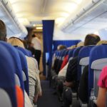 Anac obriga companhias aéreas a garantir assento para menores