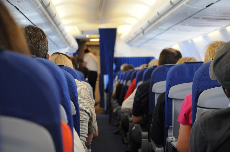 Anac obriga companhias aéreas a garantir assento para menores