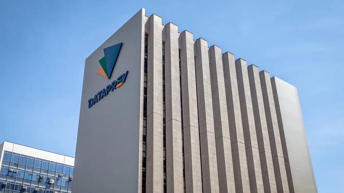 Dataprev abre concurso com 1.823 vagas e salários de até R$ 10,6 mil; veja como participar