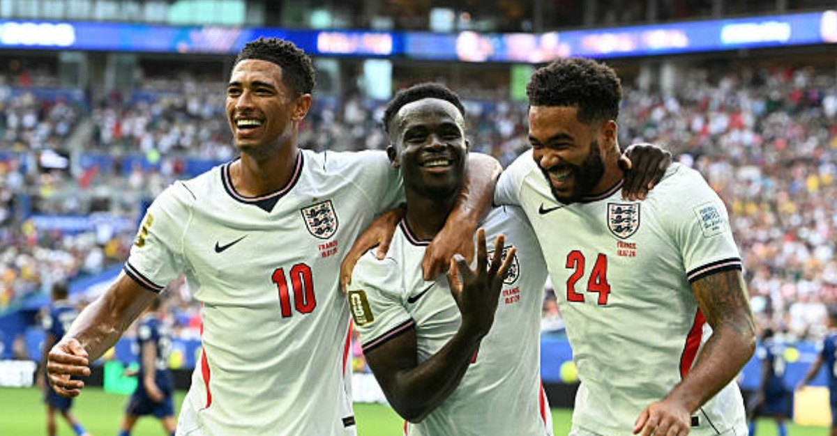 Inglaterra segura reação da França em jogo maluco de 10 gols e fica com 3º lugar na Copa