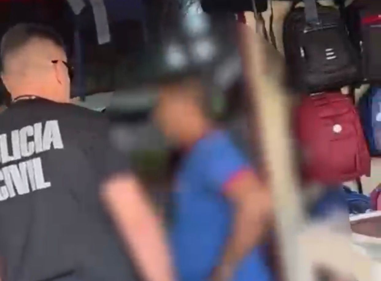 VÍDEO: Homem é preso por estuprar, perseguir e assediar funcionária de 22 anos no AM