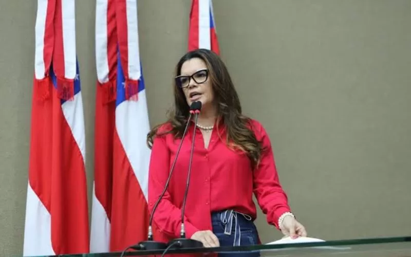 Alessandra Campêlo repudia ataque contra Dra. Shádia e classifica como machista e covarde Alessandra Campêlo repudia ataque contra Dra. Shádia e classifica como machista e covarde