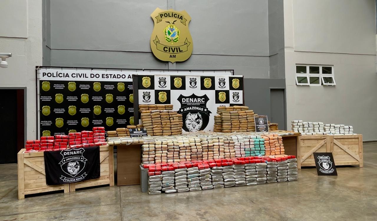 VÍDEO: Denarc apreende 700 kg de skunk em galpão na Cidade Nova; droga iria para o RJ