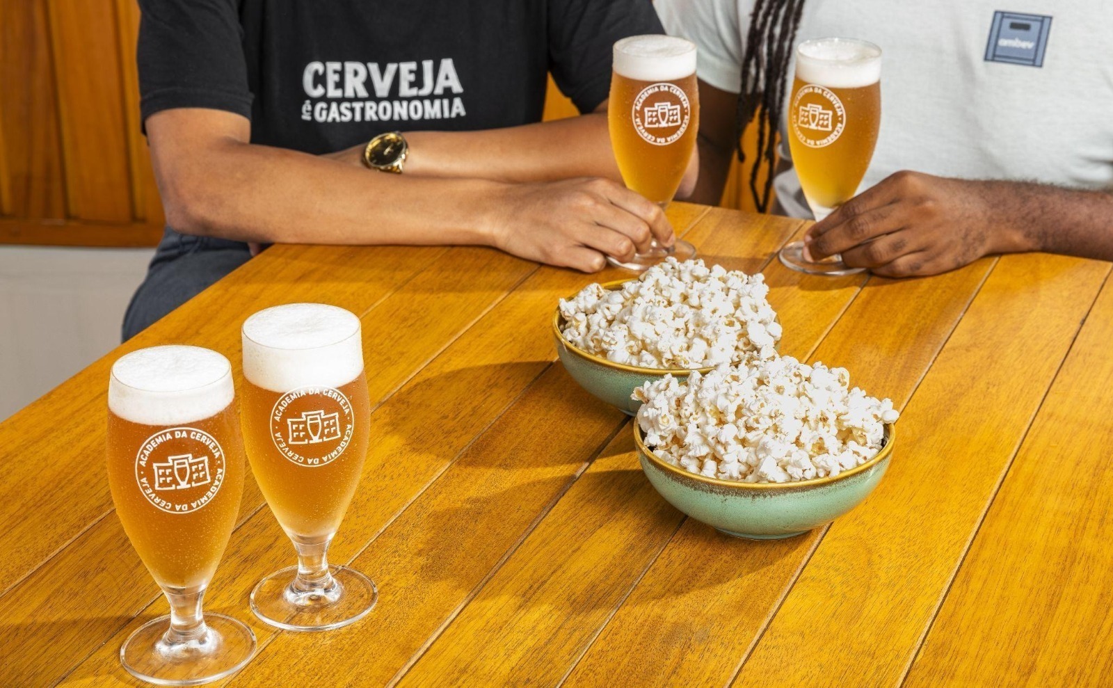 Dia da Cerveja: veja combinações econômicas para celebrar a data