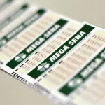 Mega-Sena pode pagar R$ 100 milhões no sorteio deste domingo (2)