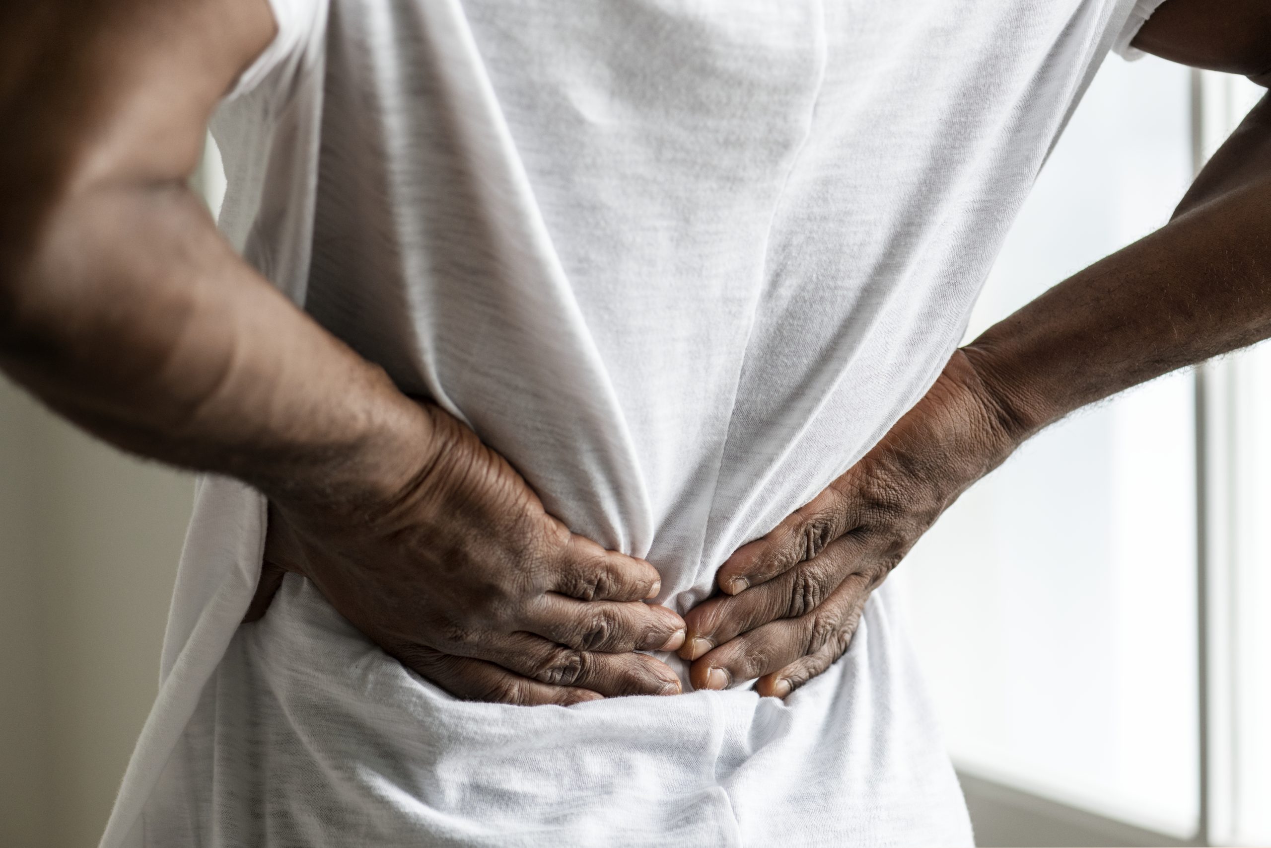 “Doutor, dor nos rins é sempre pedra?”: O que a prática médica revela sobre as principais causas