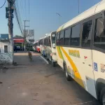 VÍDEO: Greve do transporte especial causa caos e trava trânsito em Manaus