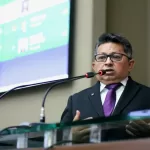 Projeto de Sinésio sobre Semana da Amizade entre pets e tutores é aprovado na Aleam