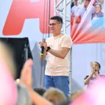 “Vamos criar oportunidades e garantir comida na mesa”, diz David ao apresentar propostas para área social