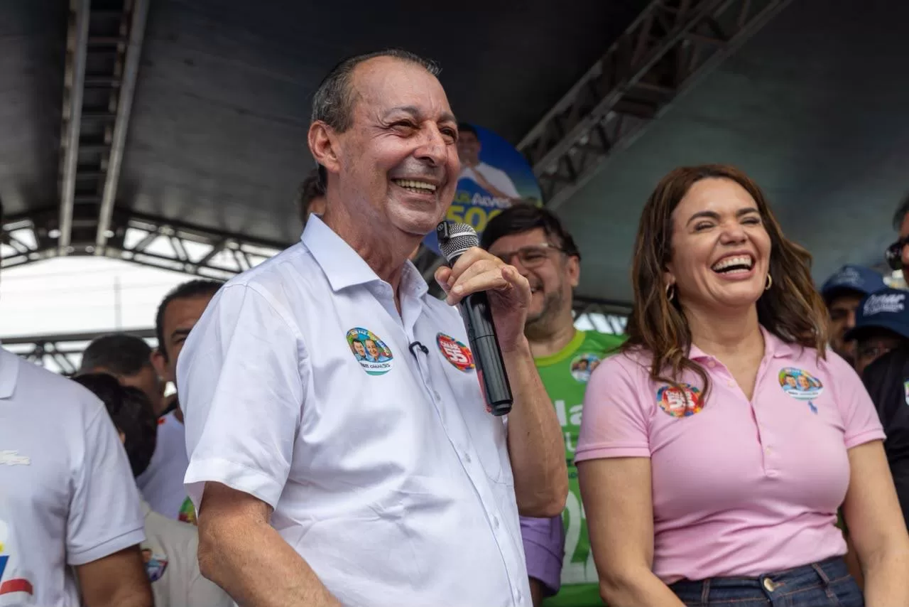 Omar anuncia novo hospital em Presidente Figueiredo e recuperação da estrada de Balbina