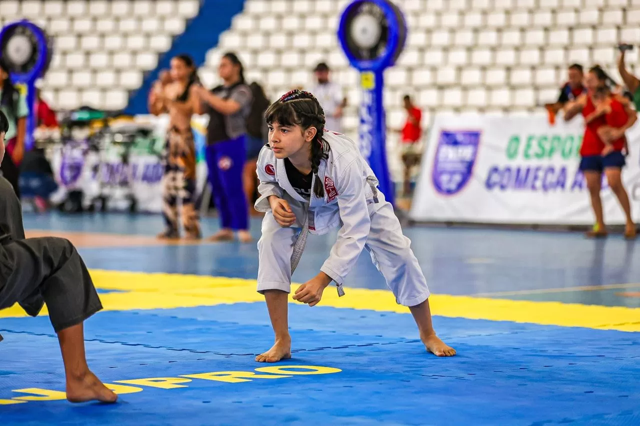 Atleta amazonense de 11 anos disputa Campeonato Brasileiro de Jiu-Jitsu no Rio de Janeiro