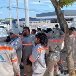Eletricistas terceirizados da Âmbar fazem paralisação e cobram reajuste salarial em Manaus
