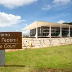 Ex-ministros do STF pedem apuração rigorosa da “mais aguda crise”