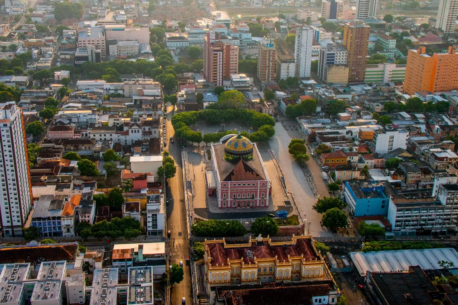 Manaus celebra 357 anos entre riquezas, potência e desafios