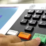 TRE-AM aguarda ordem sobre votação até as 18h no Amazonas